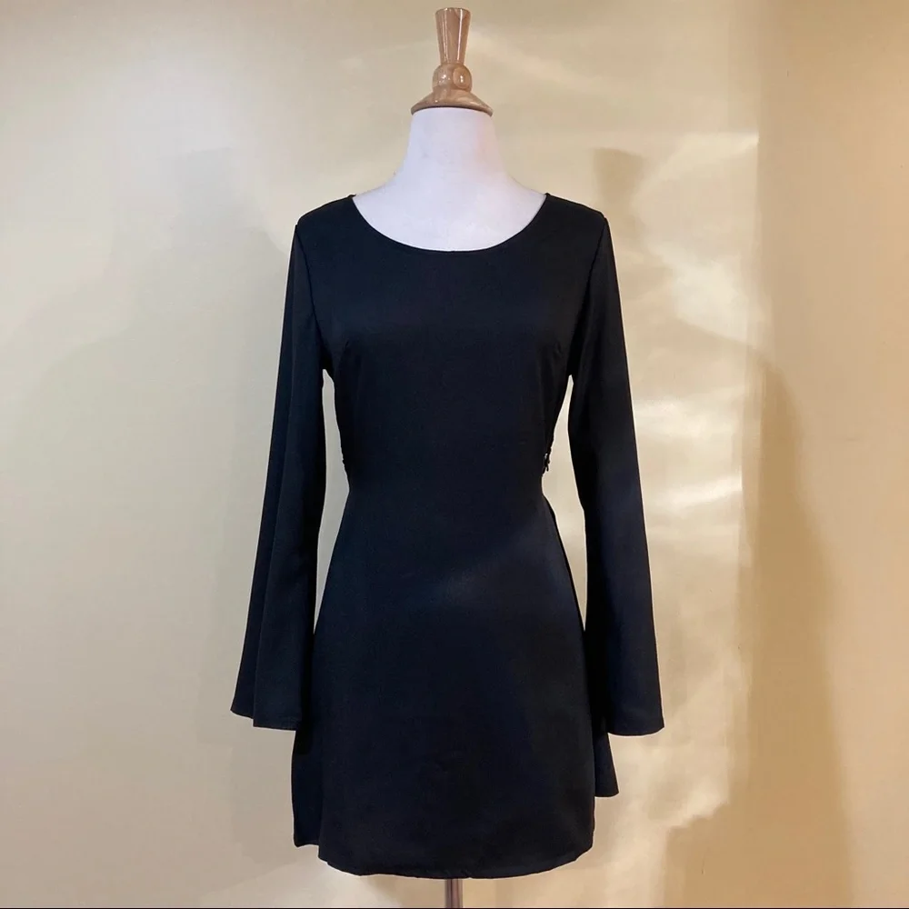 Bell Sleeve Backless Crochet Lace Trim Dress Black - Picture 2 of 6